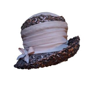 Draft ListingVintage Favorette Women’s Hat – Woven Ribbon Straw with Satin Band